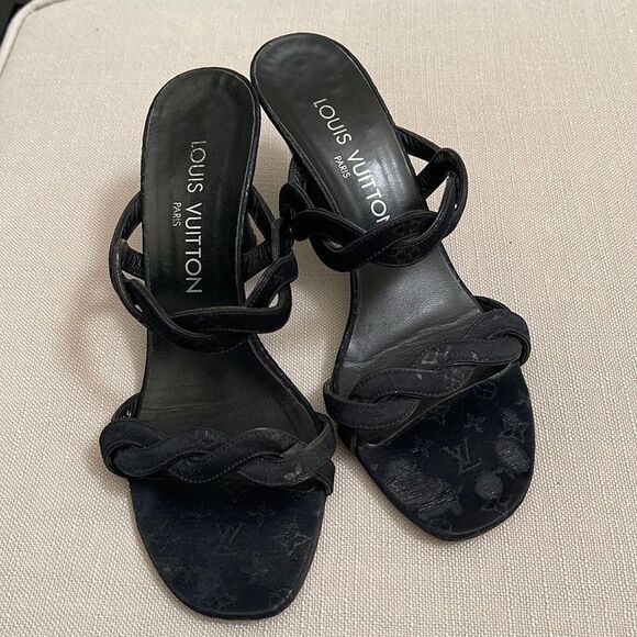 Louis vuitton heels - Picture 1 of 5
